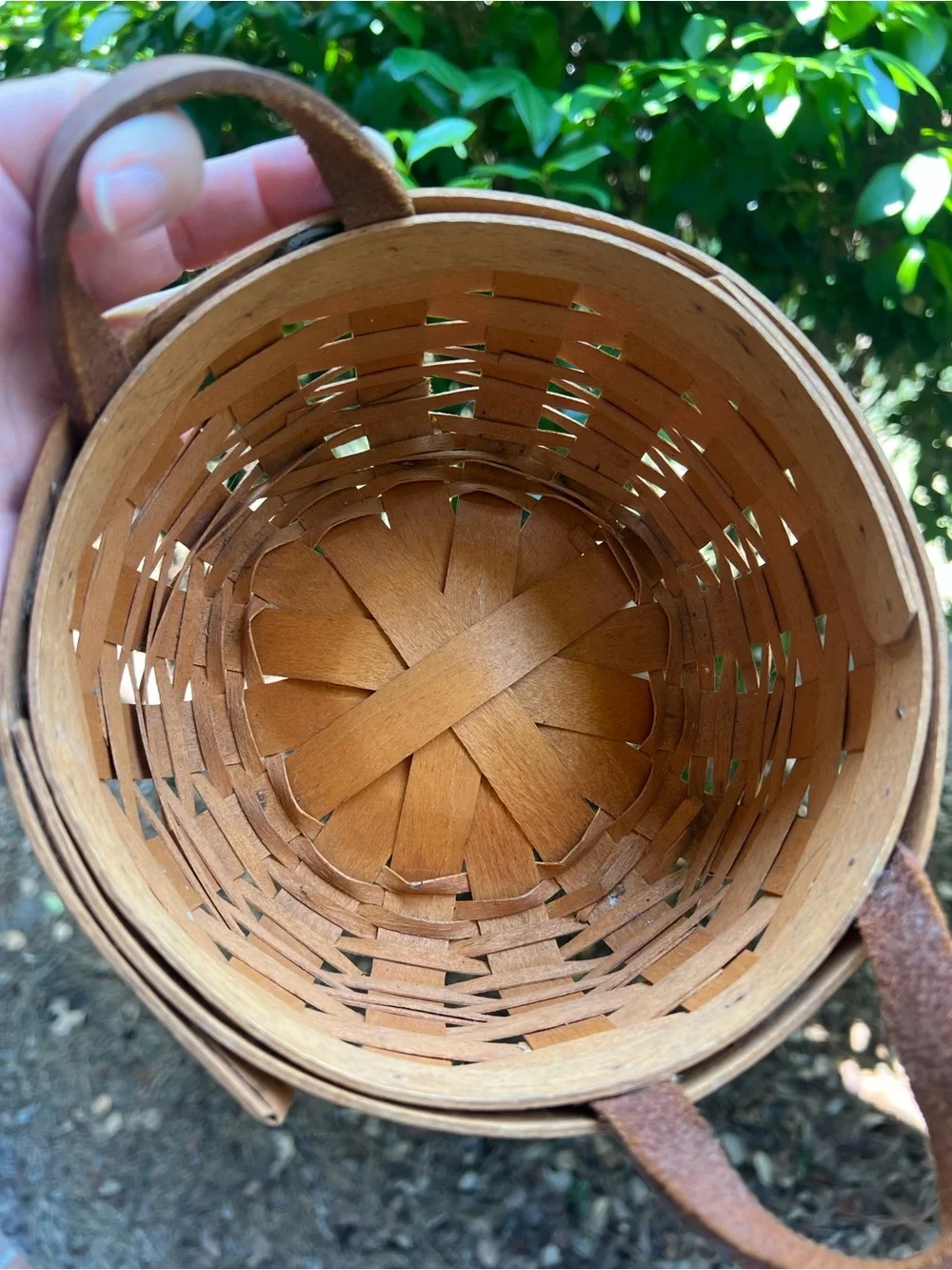 Longaberger Round Basket with Leather Loop Handles